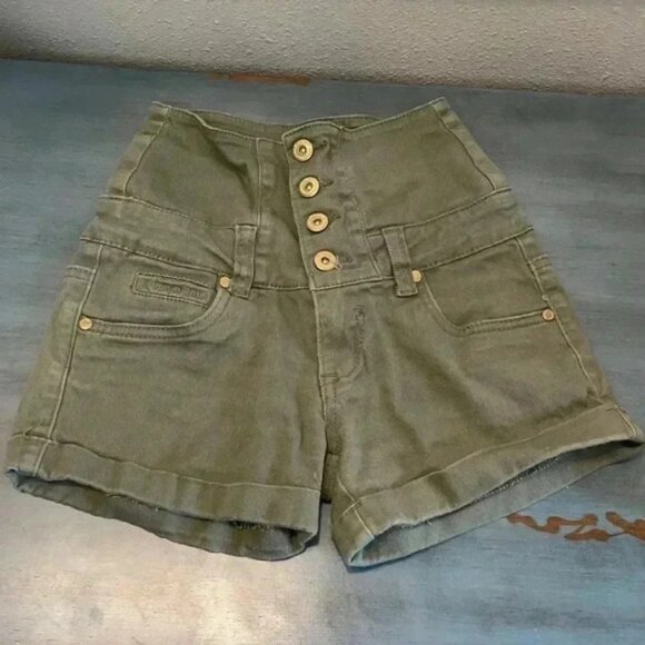 BOOHOO Women’s High Waisted Shorts - Picture 1 of 8